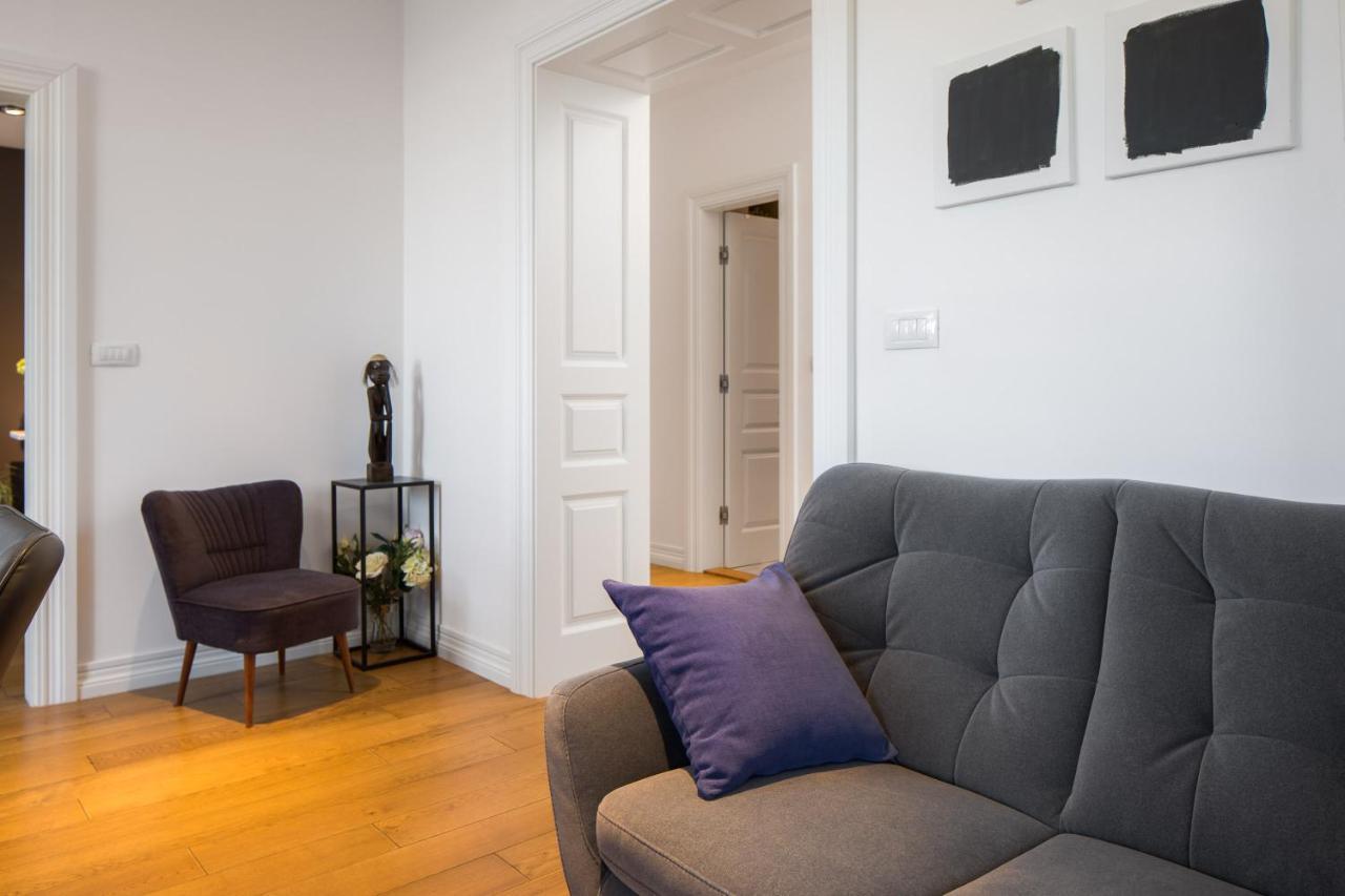Appartement Charlie Chaplin à Split Extérieur photo